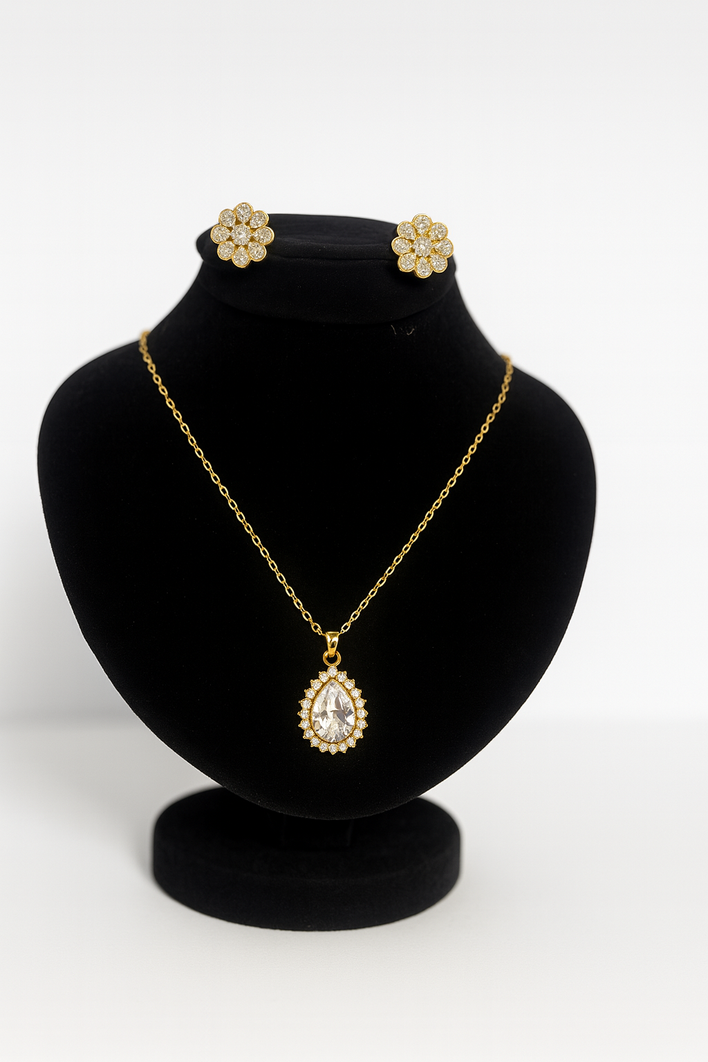 Empress Shine Jewelry Set